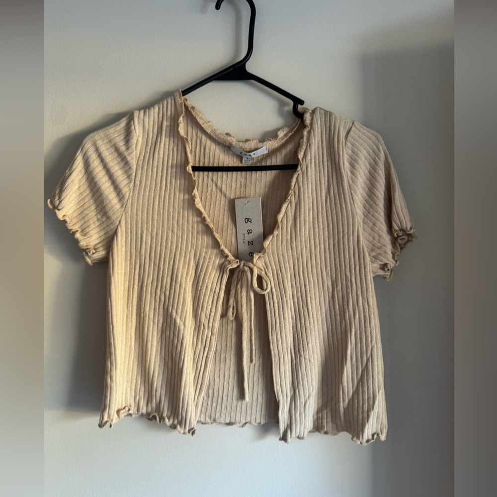 beige front tie shirt